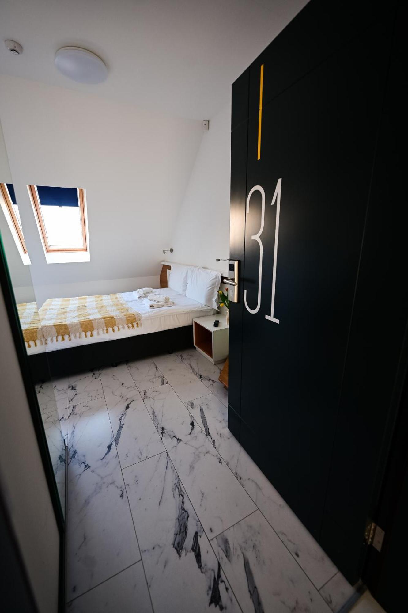 Rubo Hotel Sumen Kültér fotó