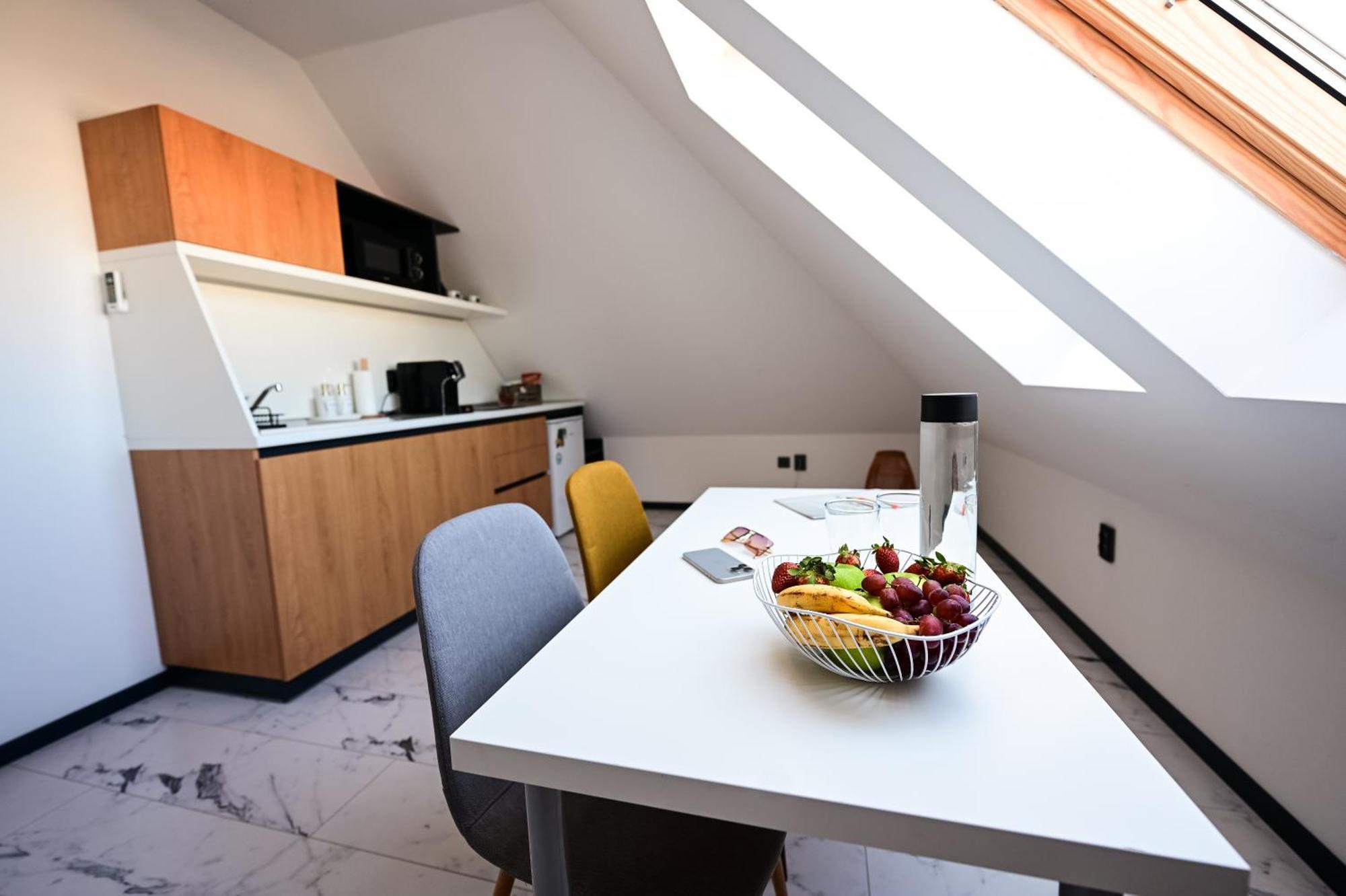 Rubo Hotel Sumen Kültér fotó
