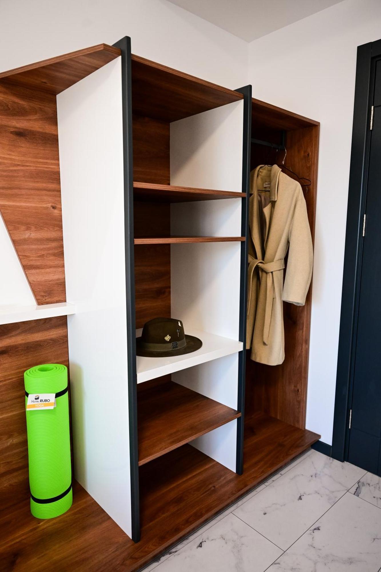 Rubo Hotel Sumen Kültér fotó